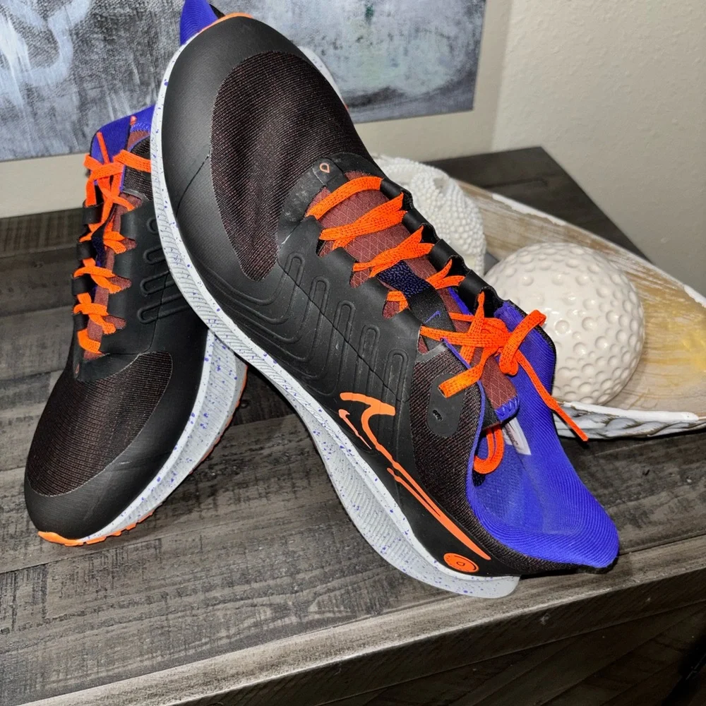 Nike Air Zoom Pegasus 38 Shield Mens SZ11.5 XE Black/Orange/Total Eclipse color - Picture 3 of 13